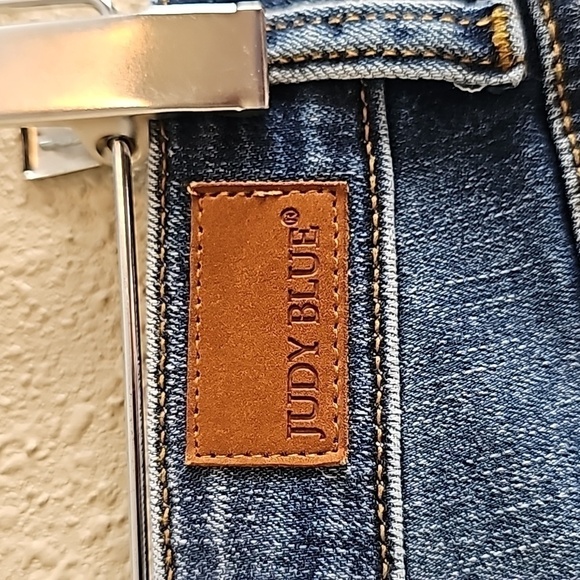 JUDY Blue Relax Fit Jeans - Picture 8 of 9